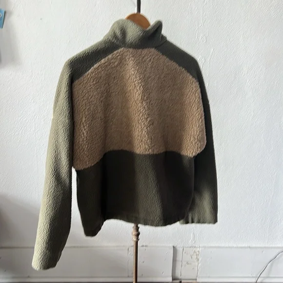 Columbia Lodge Women’s Sherpa Pile Jacket Medium - Picture 3 of 3